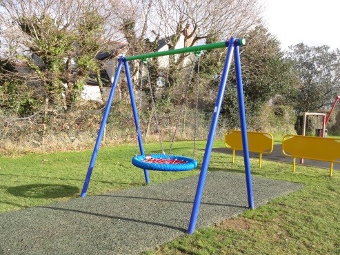 School Lane play equipment